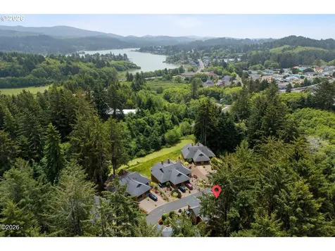3087 NE Cascara Court Lincoln City OR 97367