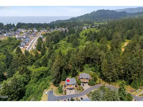 3087 NE Cascara Court Lincoln City OR 97367