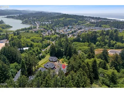 3087 NE Cascara Court Lincoln City OR 97367