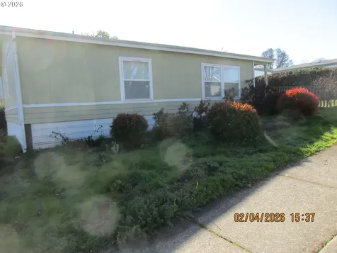 751 SE Meadowood Drive Winston OR 97496