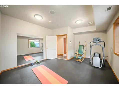 813 Varsity Road Kalama WA 98625