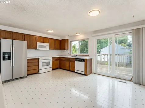 20621 SW Martinazzi Avenue Tualatin OR 97062