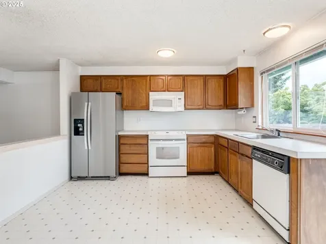 20621 SW Martinazzi Avenue Tualatin OR 97062
