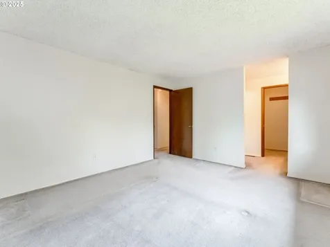 20621 SW Martinazzi Avenue Tualatin OR 97062