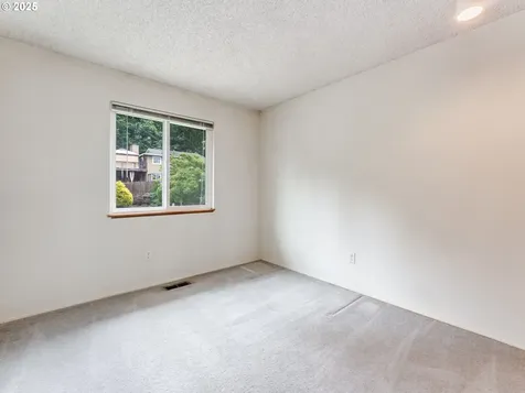 20621 SW Martinazzi Avenue Tualatin OR 97062