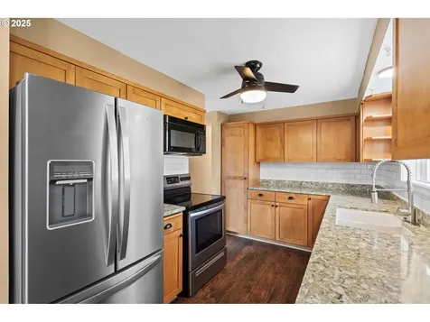 6217 NW Firwood Drive Vancouver WA 98665