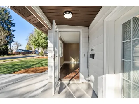 6217 NW Firwood Drive Vancouver WA 98665