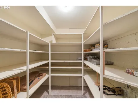 44350 Whiskey Butte Drive Sweet Home OR 97386