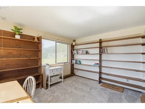 44350 Whiskey Butte Drive Sweet Home OR 97386