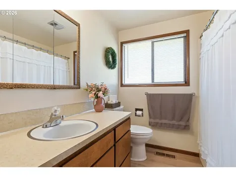 44350 Whiskey Butte Drive Sweet Home OR 97386