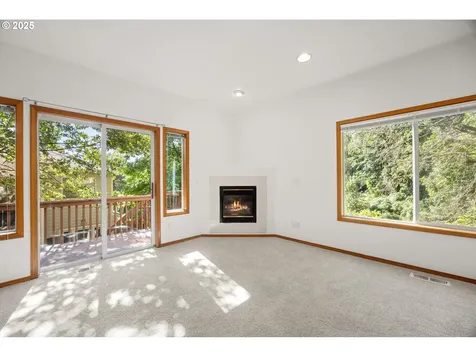 6218 SW View Point Terrace Portland OR 97239