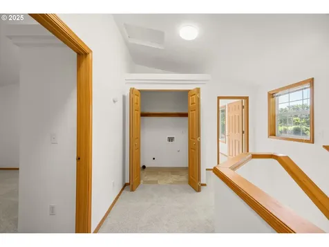 6218 SW View Point Terrace Portland OR 97239