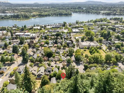 6218 SW View Point Terrace Portland OR 97239