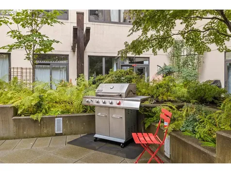 1420 NW Lovejoy Street Portland OR 97209
