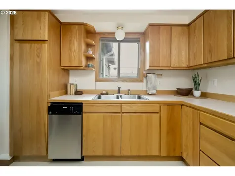 8217 SE 63rd Avenue Portland OR 97206