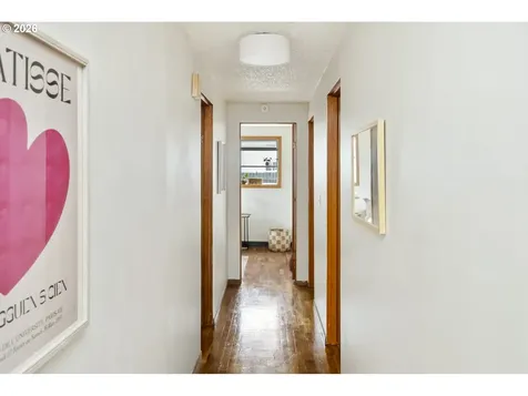 8217 SE 63rd Avenue Portland OR 97206