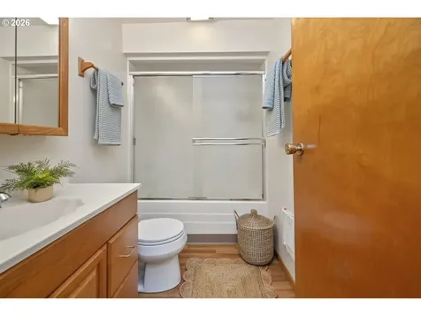 8217 SE 63rd Avenue Portland OR 97206