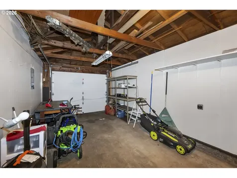 8217 SE 63rd Avenue Portland OR 97206