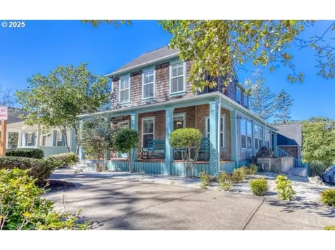 2685 SW Beach Avenue Lincoln City OR 97367