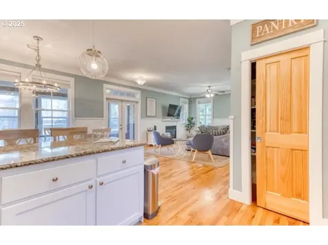 2685 SW Beach Avenue Lincoln City OR 97367
