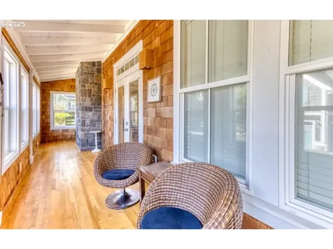 2685 SW Beach Avenue Lincoln City OR 97367