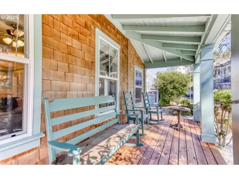 2685 SW Beach Avenue Lincoln City OR 97367