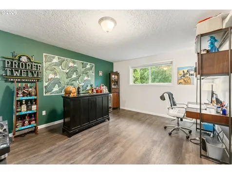 6213 SW 33rd Place Portland OR 97239