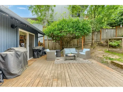 6213 SW 33rd Place Portland OR 97239