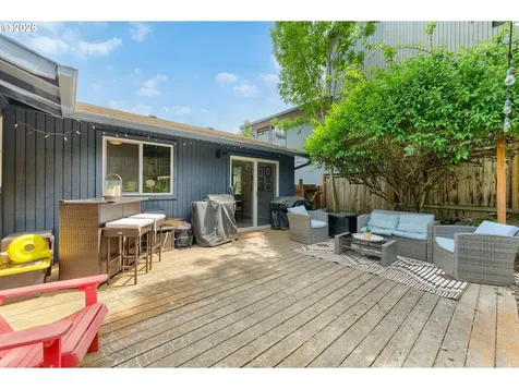 6213 SW 33rd Place Portland OR 97239