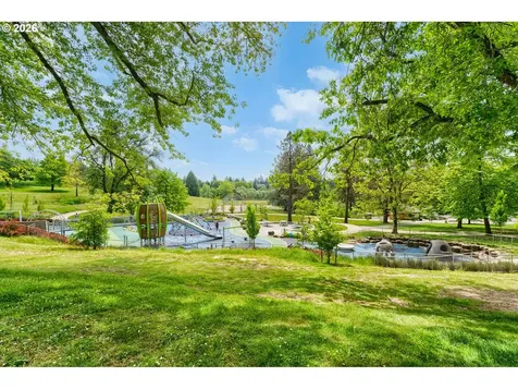 6213 SW 33rd Place Portland OR 97239