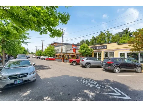 6213 SW 33rd Place Portland OR 97239