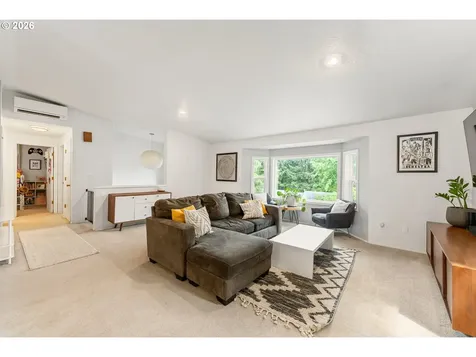 6213 SW 33rd Place Portland OR 97239