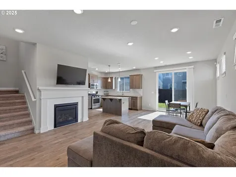 2598 NW Meadows Drive Mcminnville OR 97128
