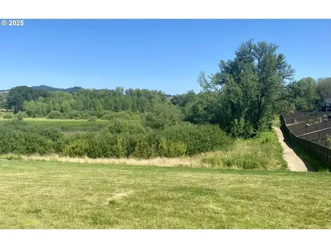 2598 NW Meadows Drive Mcminnville OR 97128