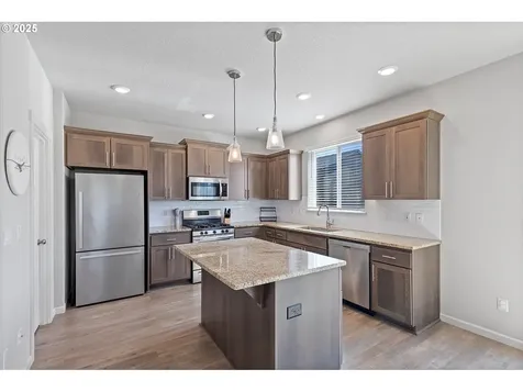 2598 NW Meadows Drive Mcminnville OR 97128