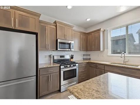 2598 NW Meadows Drive Mcminnville OR 97128