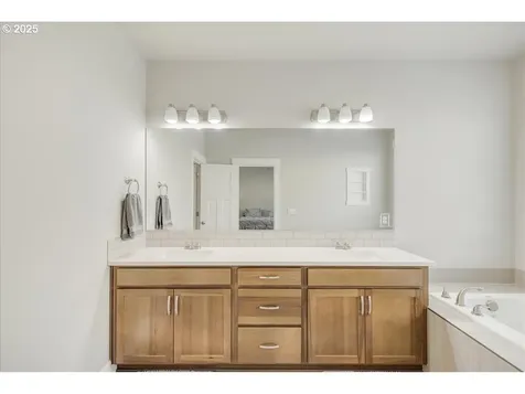 1355 NE Cascadia Ridge Drive Estacada OR 97023