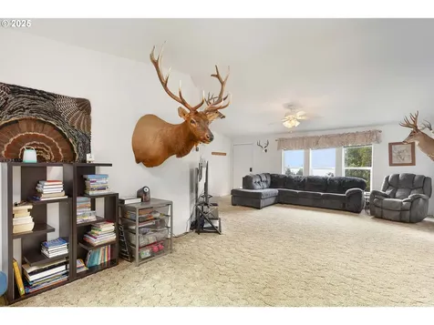 5290 Goodrich Highway Oakland OR 97462