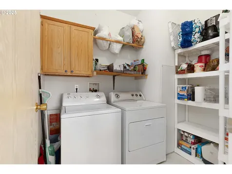 5290 Goodrich Highway Oakland OR 97462