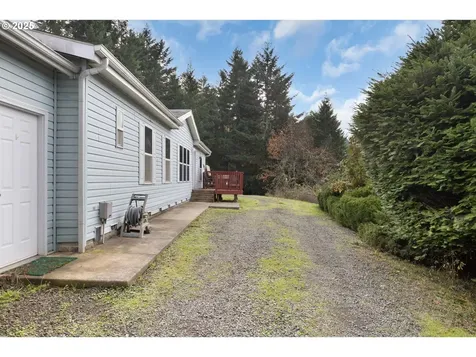5290 Goodrich Highway Oakland OR 97462