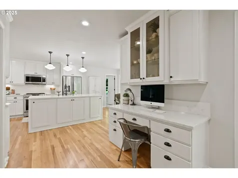 2927 Tolkien Lane Lake Oswego OR 97034