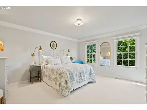 2927 Tolkien Lane Lake Oswego OR 97034