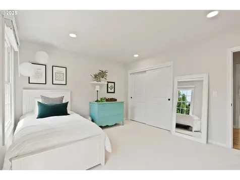 2927 Tolkien Lane Lake Oswego OR 97034