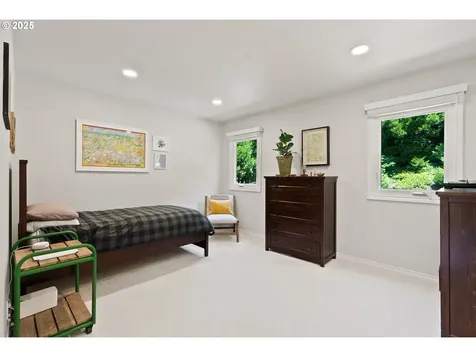 2927 Tolkien Lane Lake Oswego OR 97034