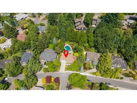 2927 Tolkien Lane Lake Oswego OR 97034