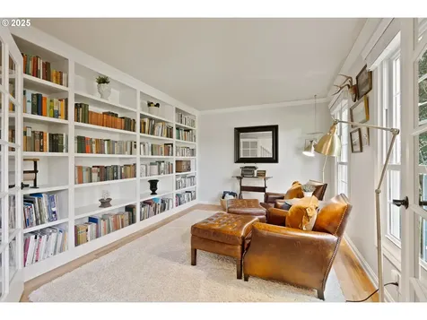 2927 Tolkien Lane Lake Oswego OR 97034