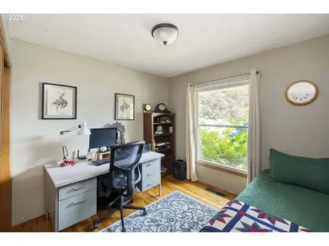 14026 SE Mill Court Portland OR 97233