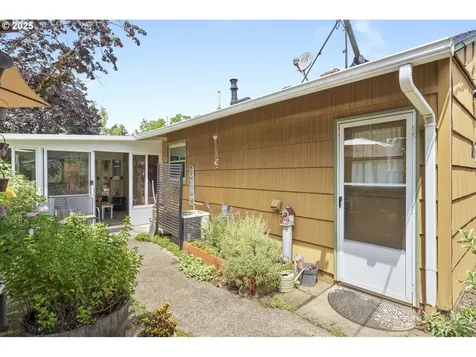 14026 SE Mill Court Portland OR 97233
