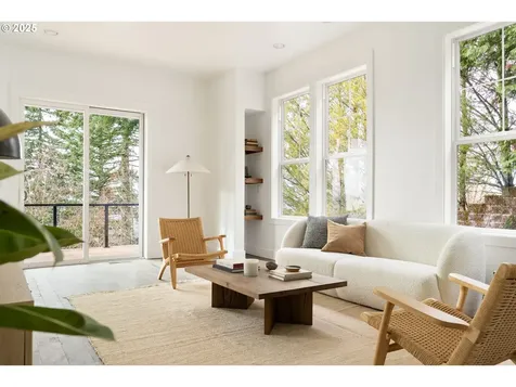 290 SW Moonridge Place Portland OR 97225