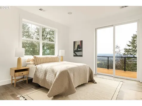290 SW Moonridge Place Portland OR 97225